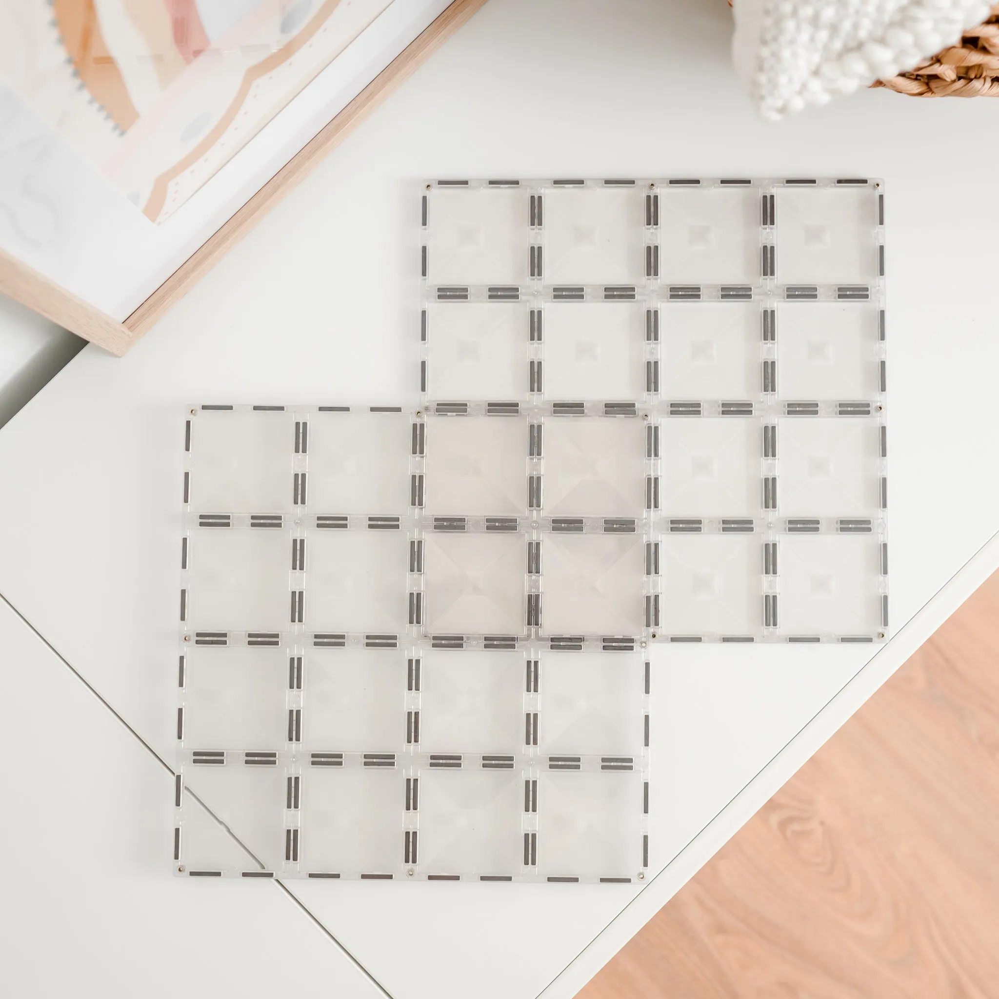 Connetix Tiles - 2 Piece Base Plate Pack - Clear